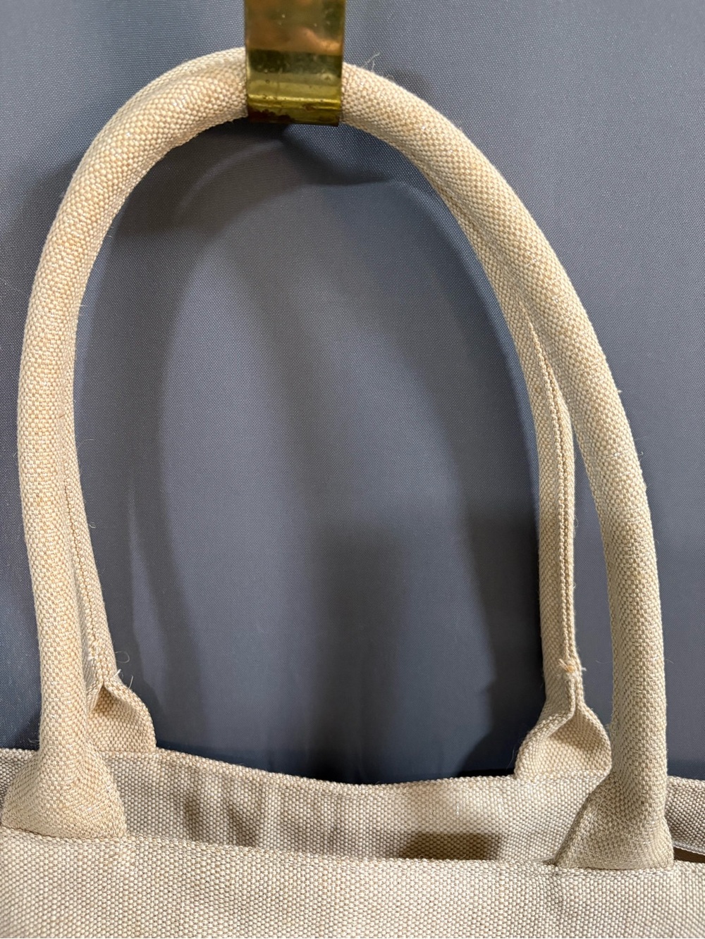 Bath & Body Works Ecru Canvas
Tote Bag with Gold Glitter Palm
Tree 🌴, Large - Picture 11 of 17